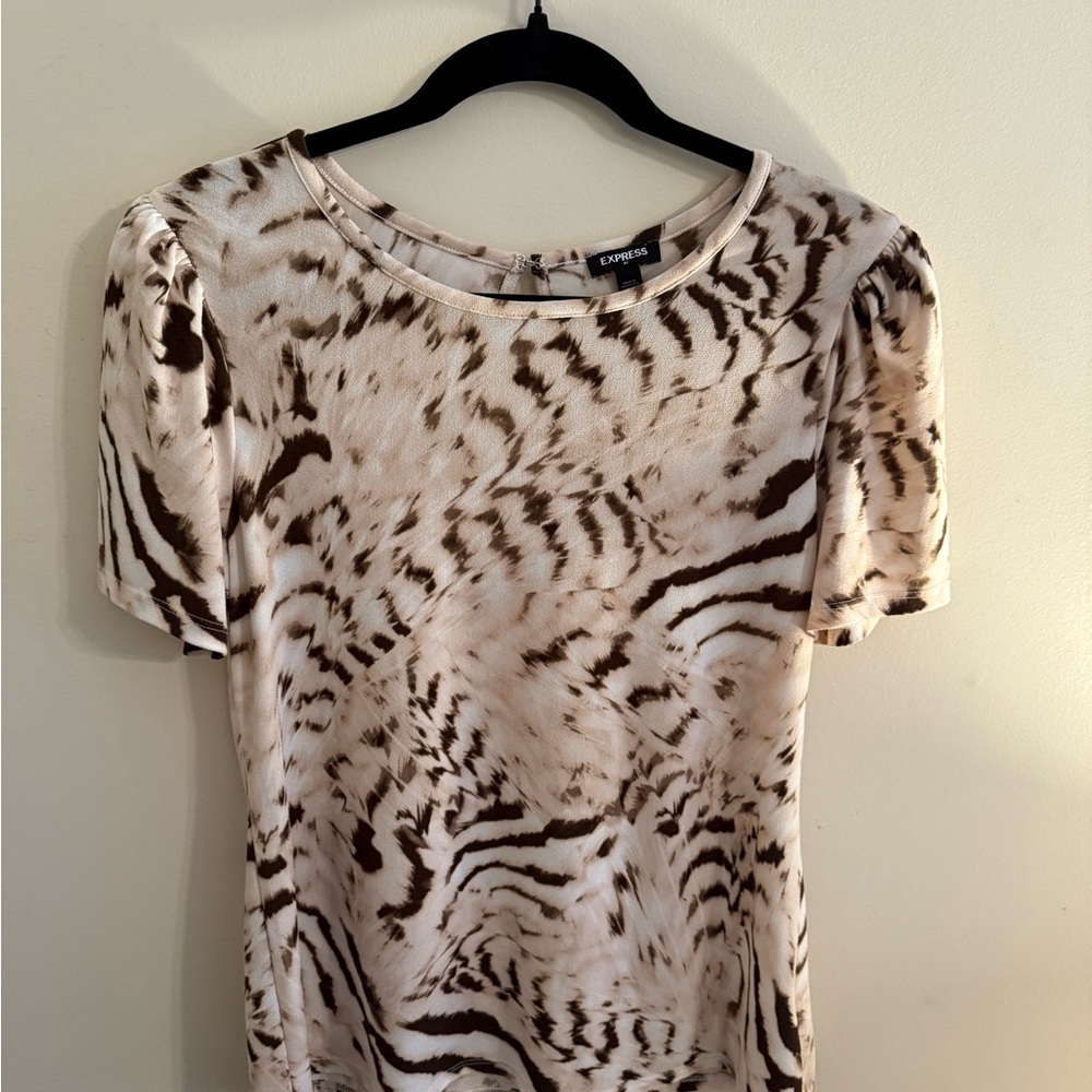 Express Tan Brown Fitted Puff Sleeve Tee